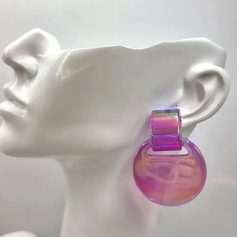 irradescent ombre earrings Circle Tab | NWOT